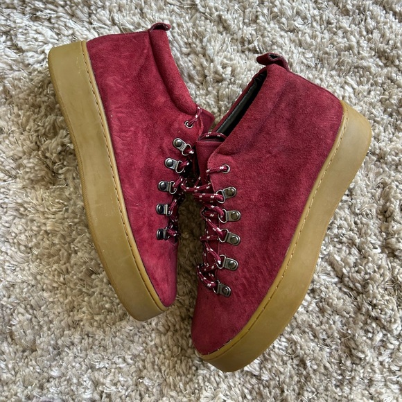 A7EIJE  71 Women's Eden Suede Platform Sneakers Maroon  Size 8 - Picture 3 of 10